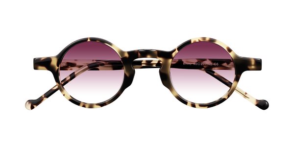 Front of Enno in Ivory Tortoise