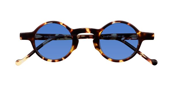 Front of Enno in Tortoise