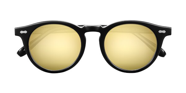 Front of Jairo in Black