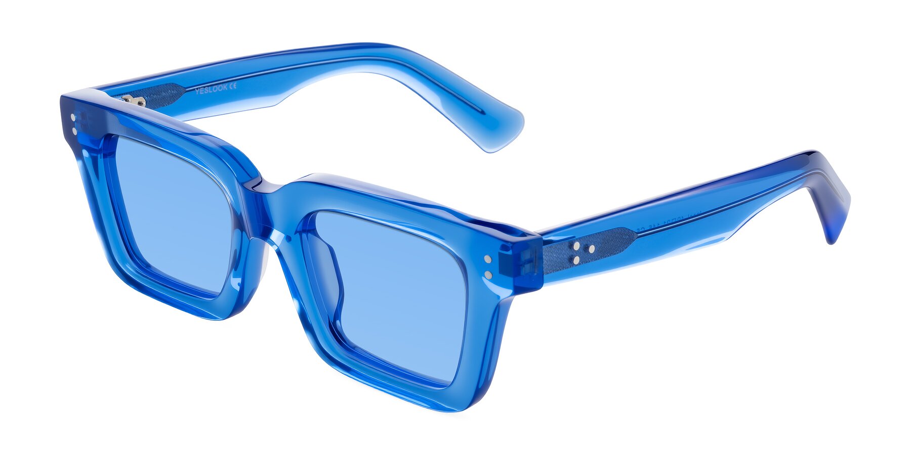 Angle of Izael in Transparent Blue with Medium Blue Tinted Lenses