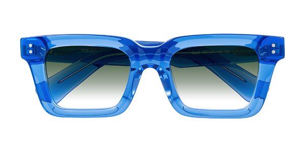 Front of Izael in Transparent Blue