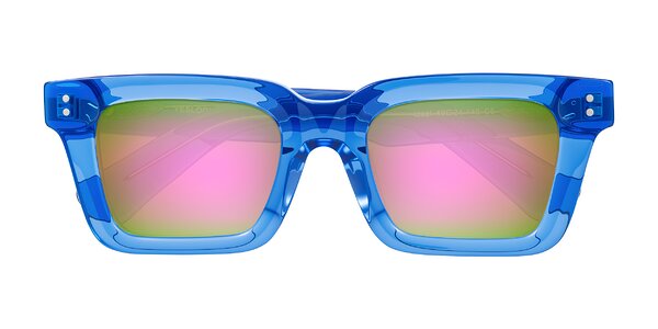 Front of Izael in Transparent Blue