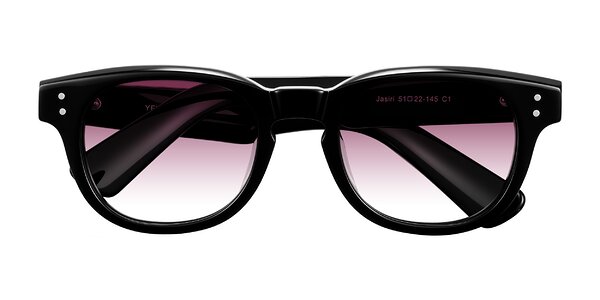 Front of Jasiri in Black