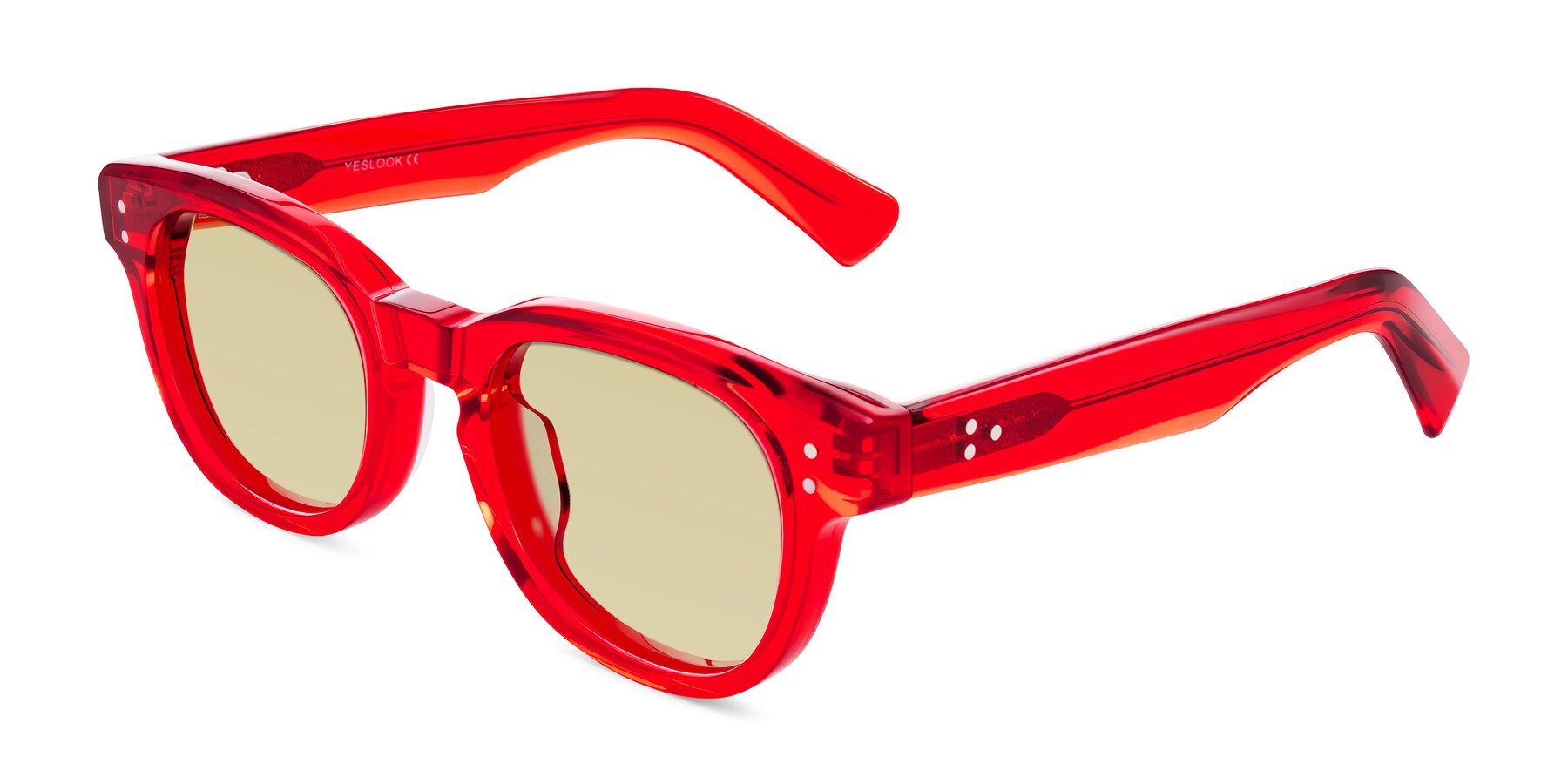 Angle of Jasiri in Chili Pepper with Light Champagne Tinted Lenses