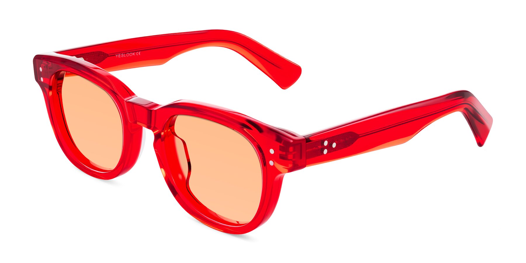 Angle of Jasiri in Chili Pepper with Light Orange Tinted Lenses