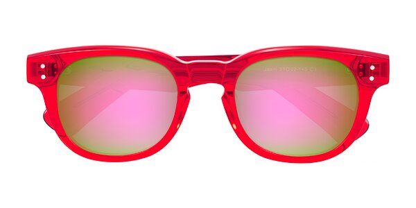 Front of Jasiri in Chili Pepper