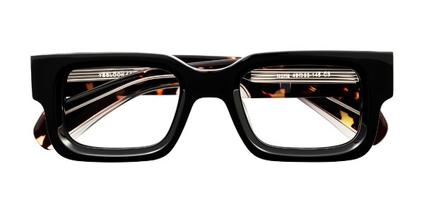 Front of Nuria in Black/Tortoise