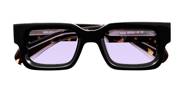 Front of Nuria in Black/Tortoise