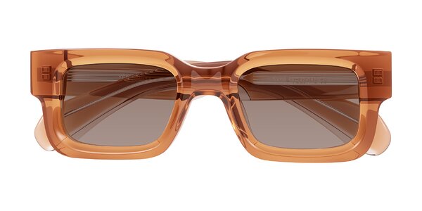 Front of Nuria in Amber