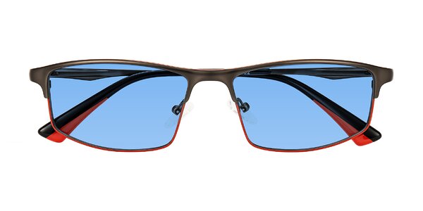 Front of Monnow in Gray/Red