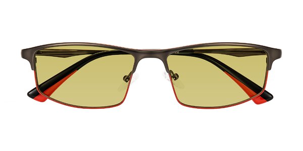 Front of Monnow in Gray/Red