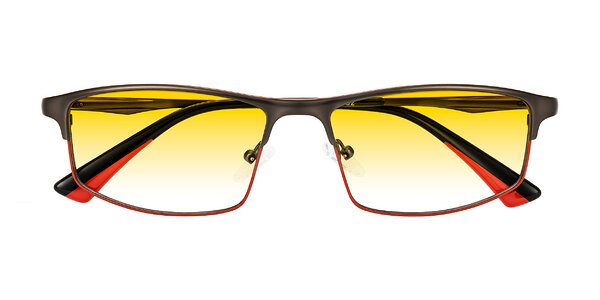 Front of Monnow in Gray/Red