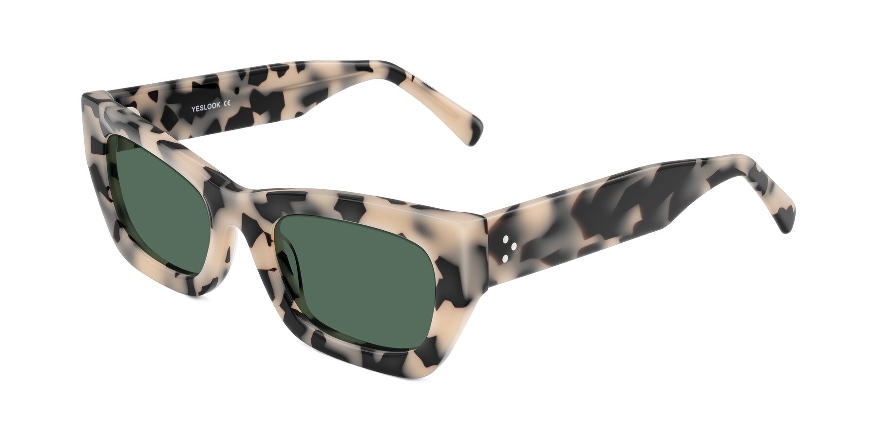 Angle of Rex in Ivory Tortoise with Green Polarized Lenses