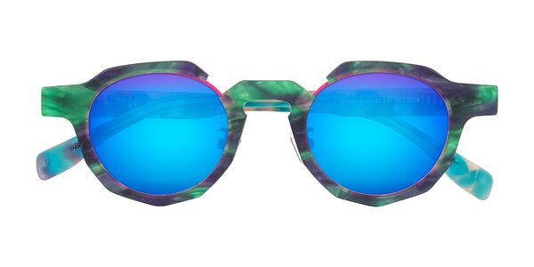 Front of Gisella in Matte Aurora