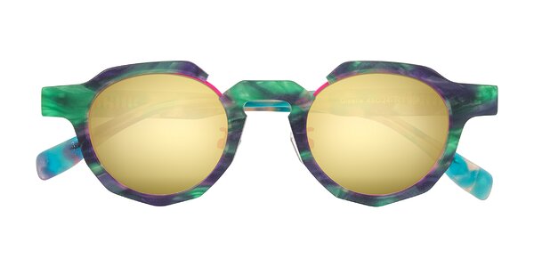 Front of Gisella in Matte Aurora