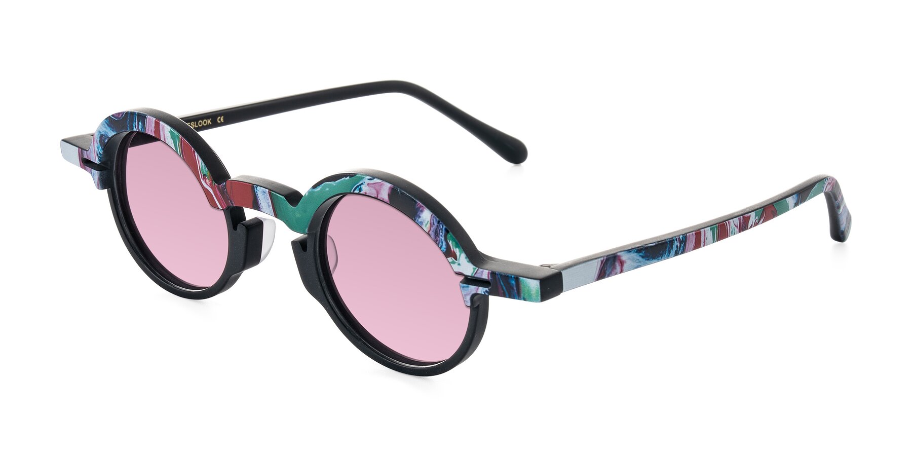 Angle of Maizel in Deep Night with Light Wine Tinted Lenses