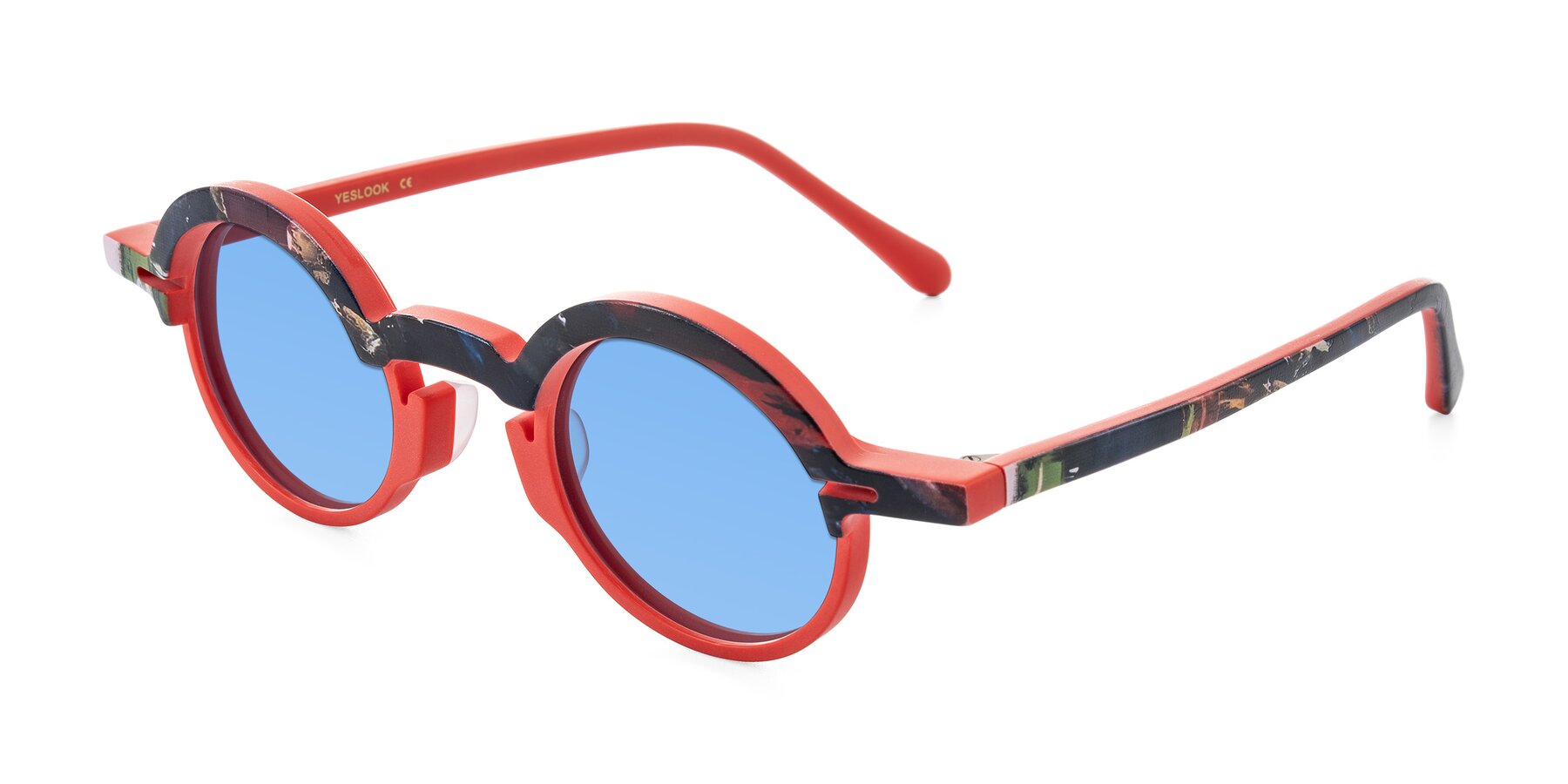 Angle of Maizel in Scarlet Mirage with Medium Blue Tinted Lenses
