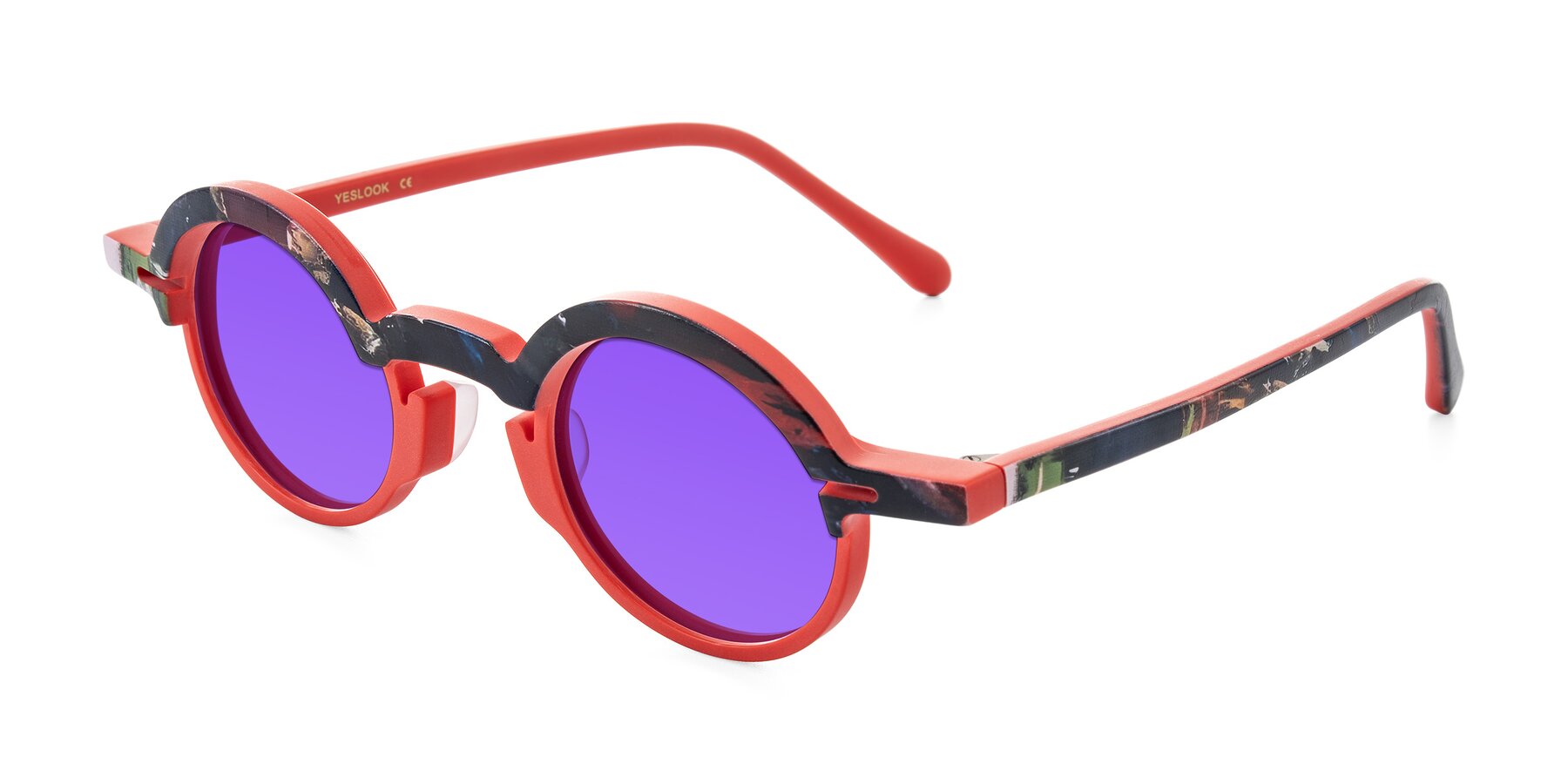 Angle of Maizel in Scarlet Mirage with Purple Tinted Lenses