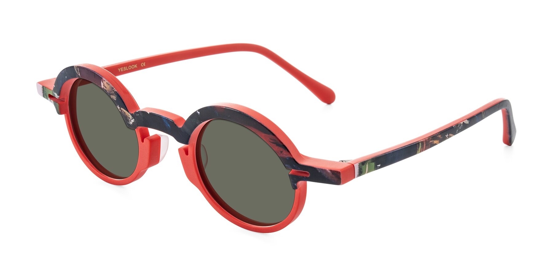 Angle of Maizel in Scarlet Mirage with Gray Polarized Lenses