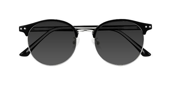 Front of Karnes in Black/Silver