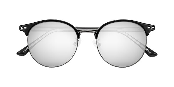 Front of Karnes in Black/Gunmetal