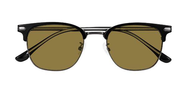 Front of Raguti in Black/Gunmetal