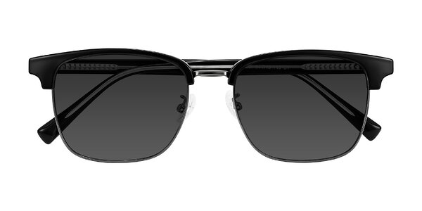 Front of Waxler in Black/Gunmetal