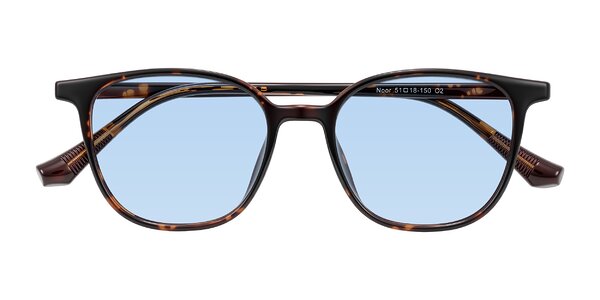 Front of Noor in Tortoise