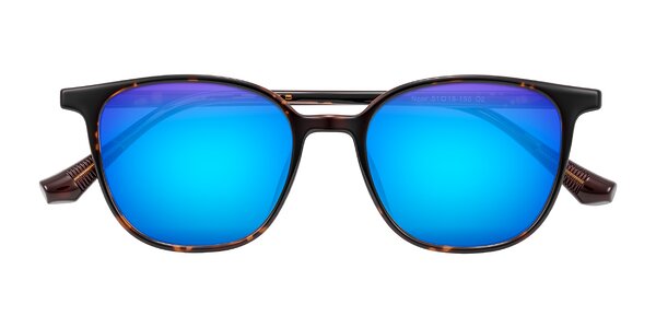 Front of Noor in Tortoise