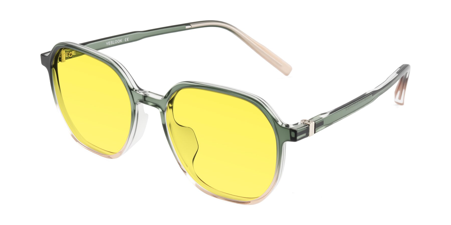 Angle of Holzer in Gradient Green with Medium Yellow Tinted Lenses