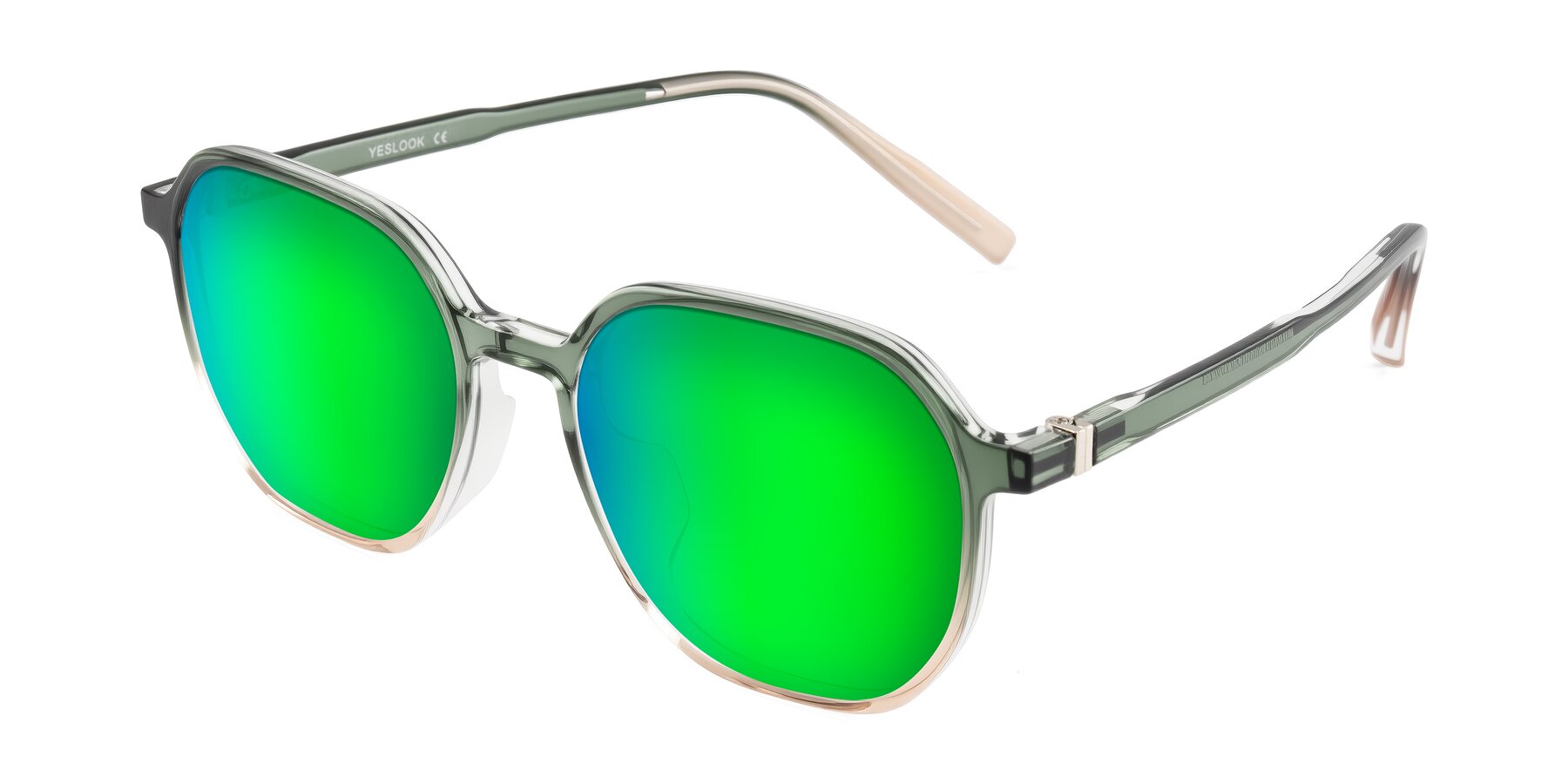 Angle of Holzer in Gradient Green with Green Mirrored Lenses