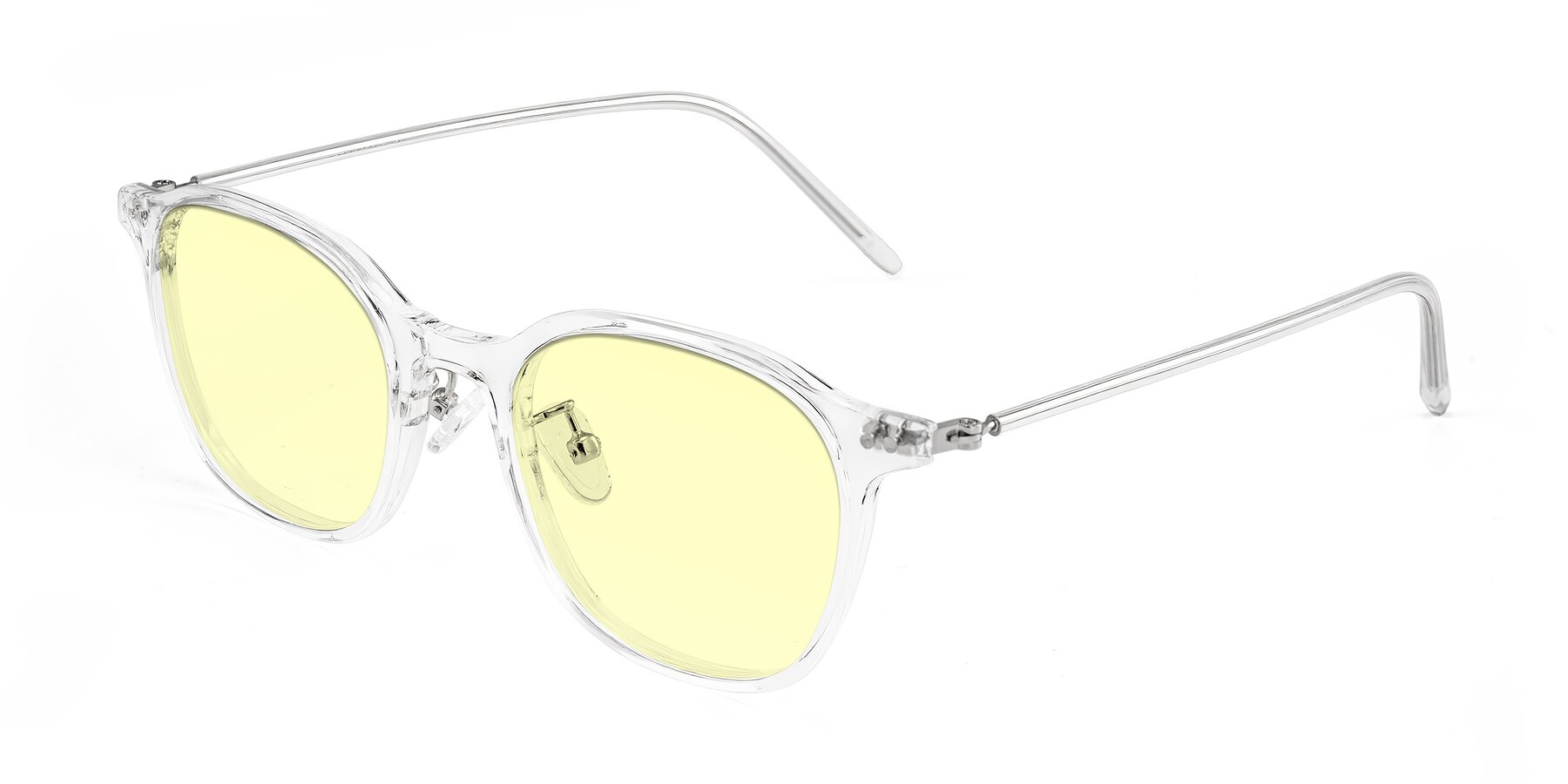 Angle of Bicknell in Clear with Light Yellow Tinted Lenses