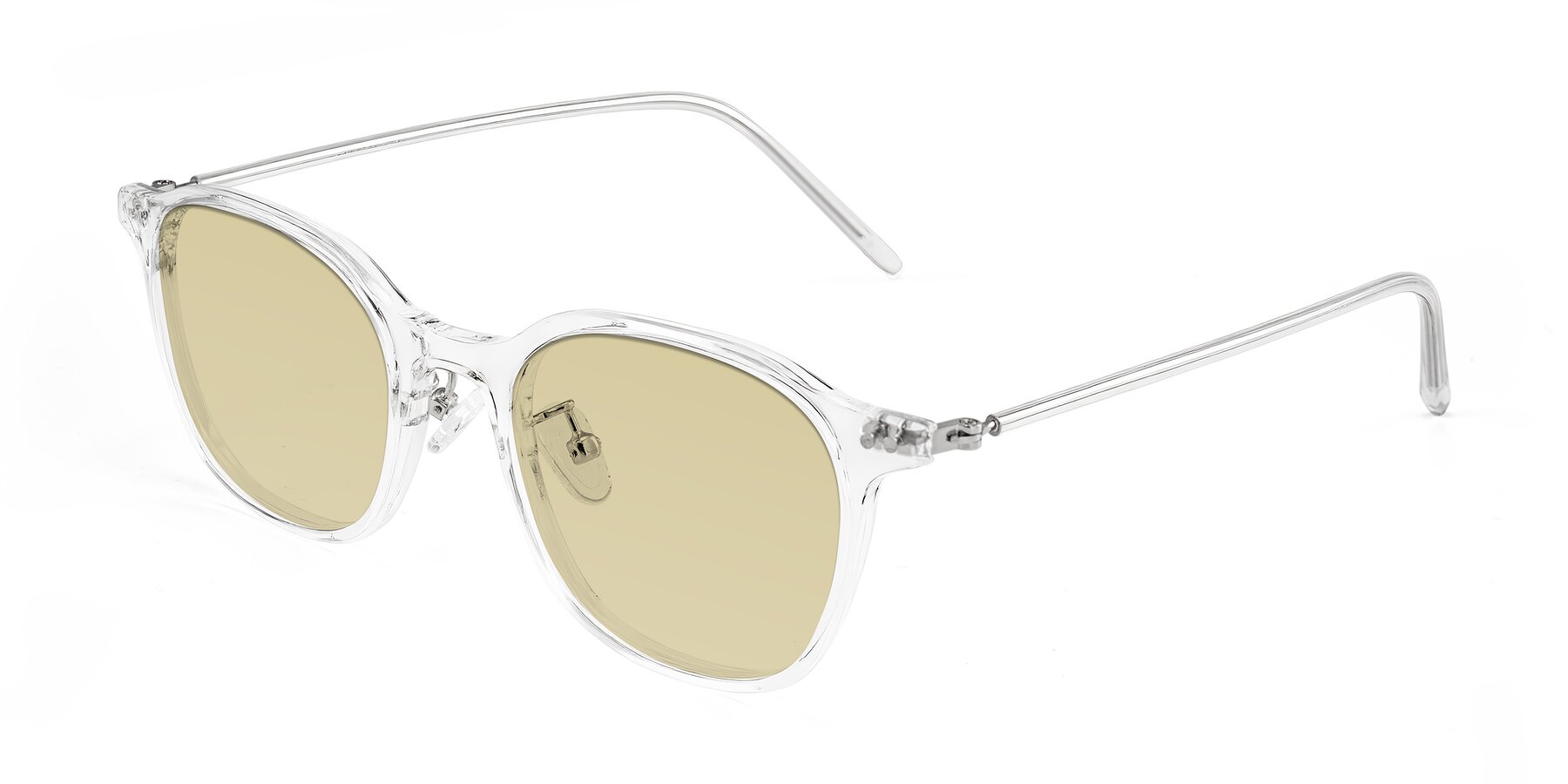 Angle of Bicknell in Clear with Light Champagne Tinted Lenses