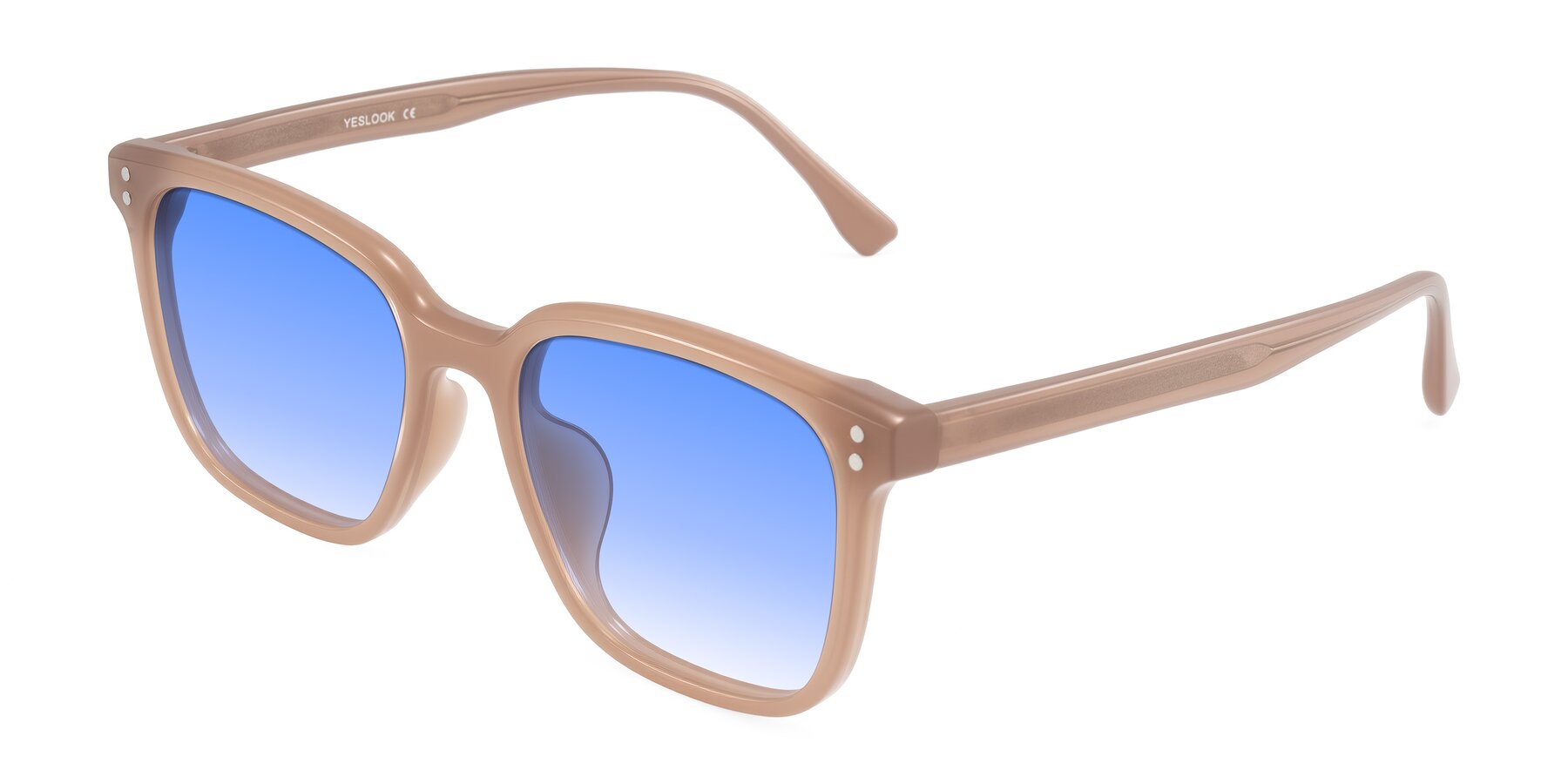 Angle of Ordoyo in Chestnut with Blue Gradient Lenses