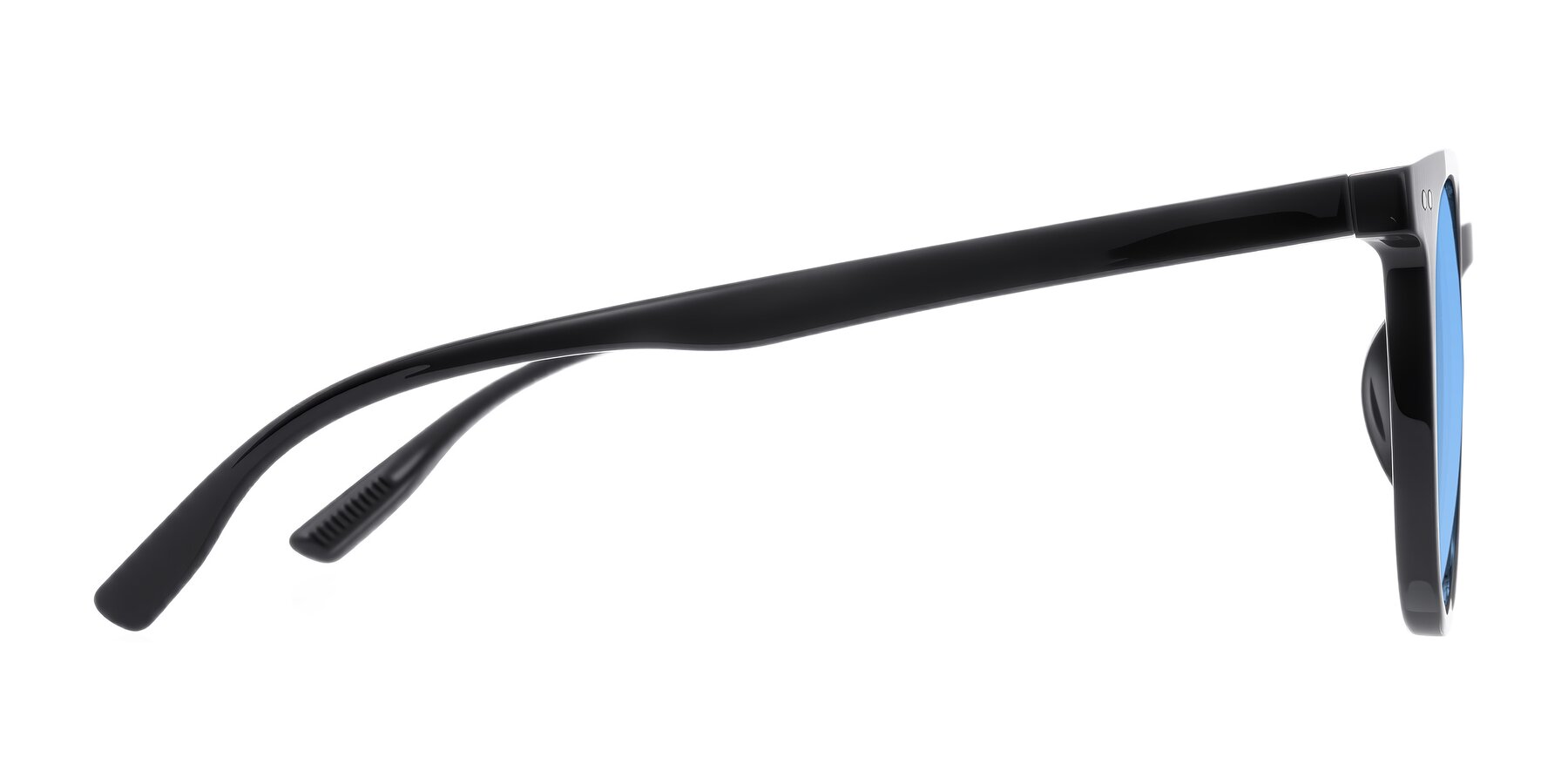 Side of Pizarro in Black with Medium Blue Tinted Lenses