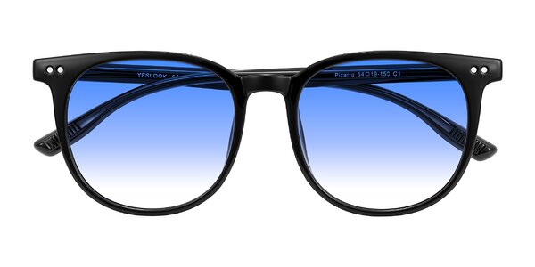 Front of Pizarro in Black