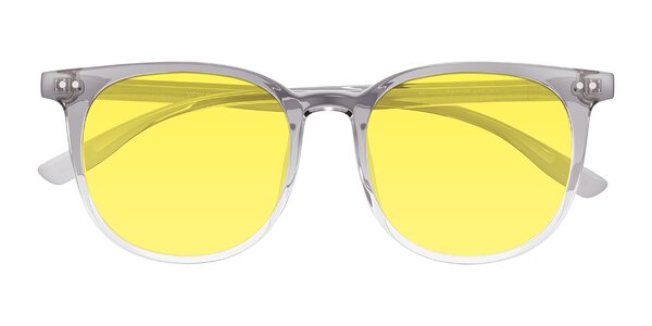 Front of Pizarro in Crystal Gray