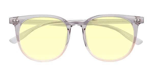 Front of Pizarro in Crystal Gray/Champagne