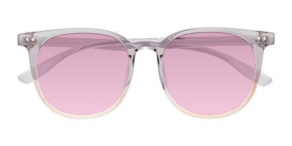 Front of Pizarro in Crystal Gray/Champagne