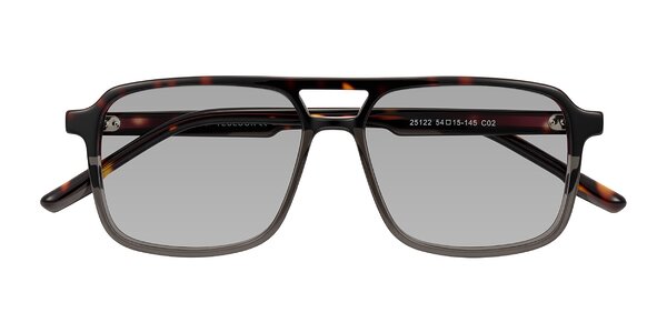 Front of Shawano in Tortoise/Transparent Gray