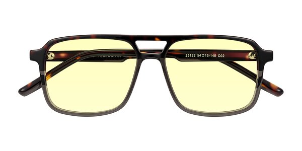 Front of Shawano in Tortoise/Transparent Gray