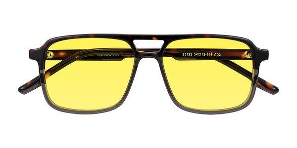 Front of Shawano in Tortoise/Transparent Gray