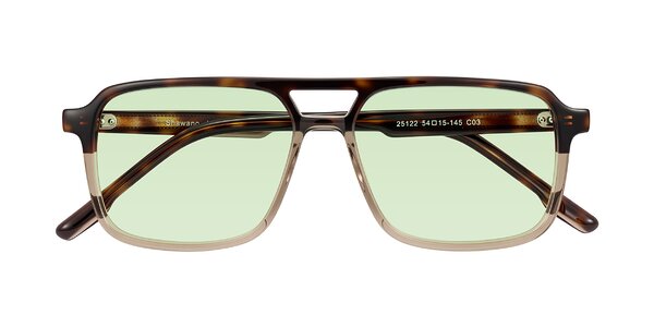Front of Shawano in Tortoise/Transparent Brown