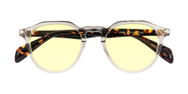 Front of Hakim in Champagne/Tortoise
