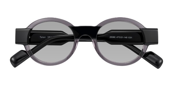 Front of Talori in Transparent Gray/Black