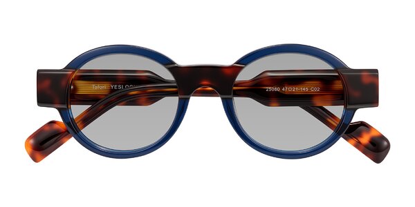 Front of Talori in Transparent Blue/Tortoise