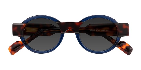 Front of Talori in Transparent Blue/Tortoise