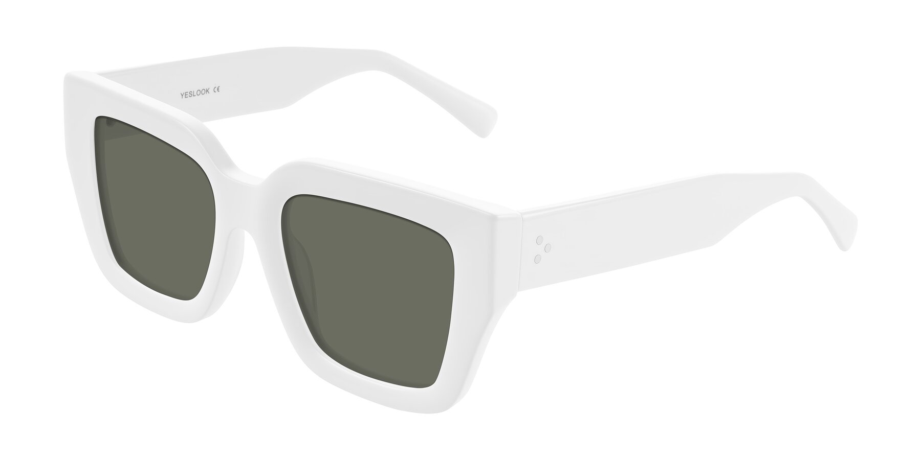 Angle of Simba in White with Gray Polarized Lenses