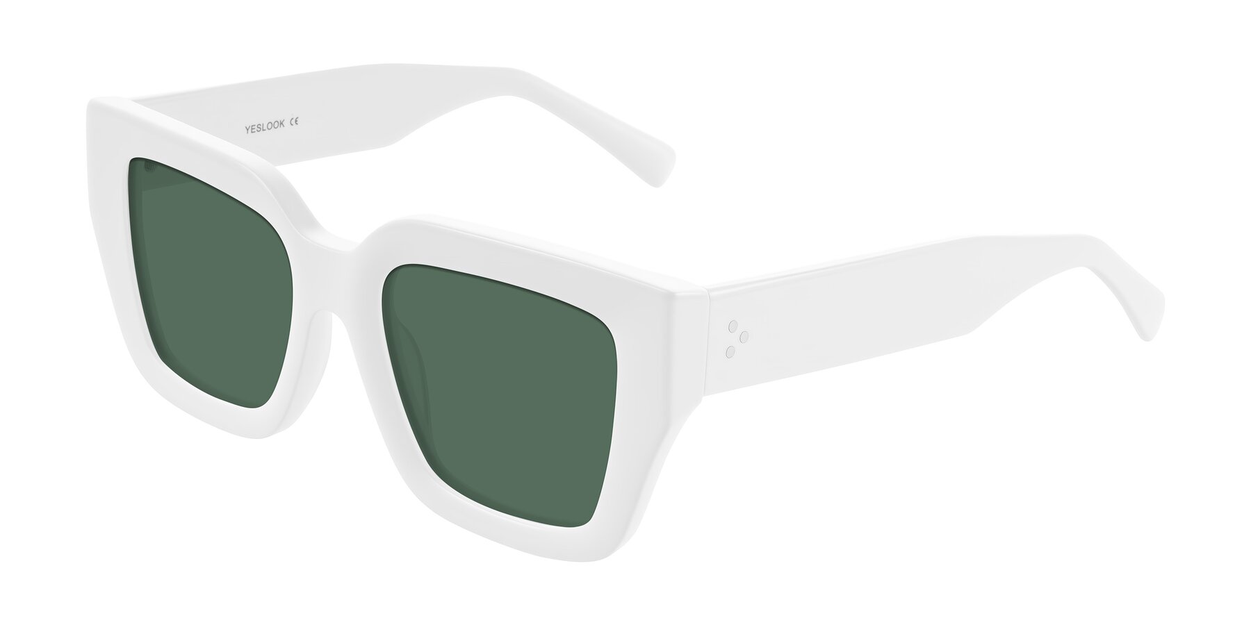 Angle of Simba in White with Green Polarized Lenses
