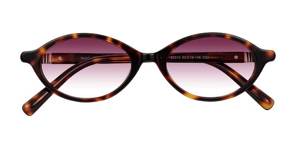 Front of Noelle in Tortoise